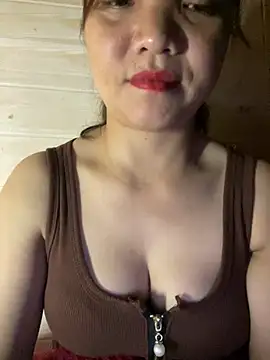 Diana-sexyy online show from February 25, 2026, 1:00 pm