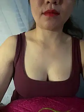 Snapshot of Diana-sexyy chatting on May 4, 2026, 2:15 am Diana-sexyy online show from May 4, 2026, 2:15 am
