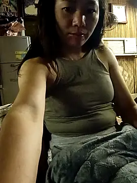 Snapshot of Lucky-688 chatting on February 19, 2026, 4:59 pm Lucky-688 online show from February 19, 2026, 4:59 pm