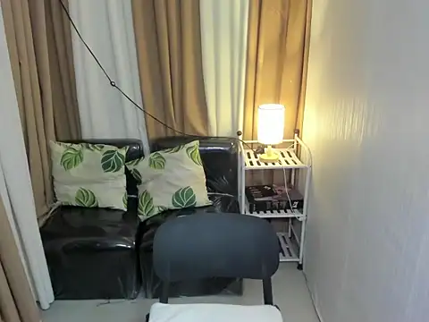 Snapshot of Xxjasmine_foxxX chatting on November 27, 2025, 6:08 pm Xxjasmine foxxX online show from November 27, 2025, 6:08 pm