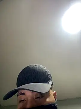 Matiascolageno online show from December 4, 2025, 12:42 am