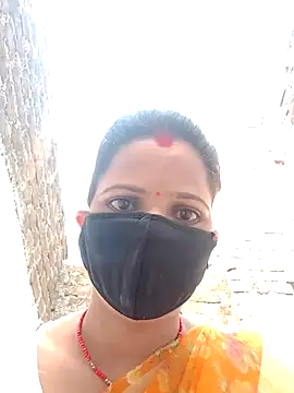 Snapshot of Bigg_bhabi chatting on November 19, 2025, 9:53 am Bigg bhabi online show from November 19, 2025, 9:53 am