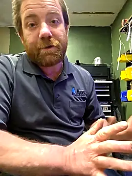 Snapshot of Txweld69 chatting on February 1, 2026, 7:50 am Txweld69 online show from February 1, 2026, 7:50 am