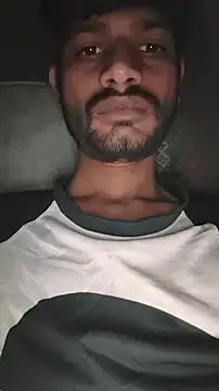 Ritik143jhil online show from April 12, 2026, 7:28 pm