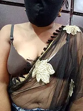 mahalaxmi teluguammai online show from November 14, 2025, 10:19 am