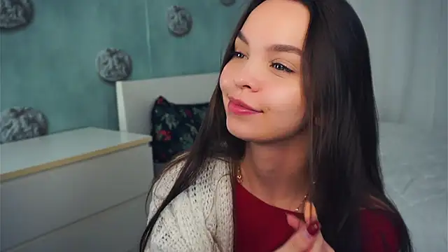 Snapshot of NanMccoid chatting on November 24, 2025, 6:13 am NanMccoid online show from November 24, 2025, 6:13 am