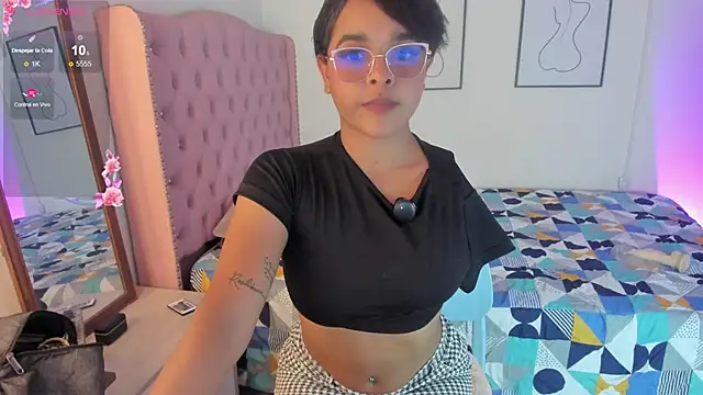 Snapshot of Tatiana-Jaaramillo chatting on April 23, 2026, 8:21 pm Tatiana-Jaaramillo online show from April 23, 2026, 8:21 pm