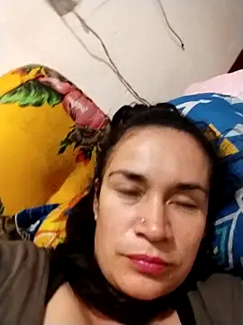 Snapshot of LilyMature_x chatting on November 28, 2025, 9:09 am LilyMature x online show from November 28, 2025, 9:09 am