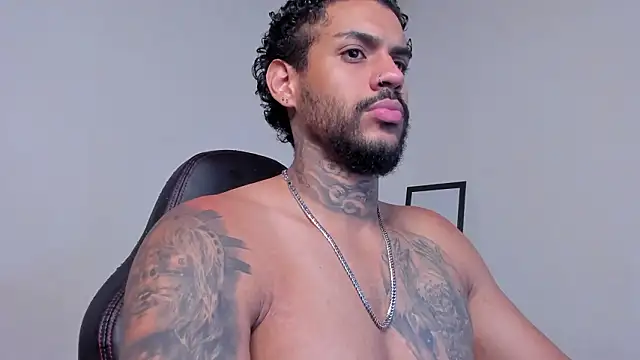 LuigiVitale 1 online show from March 8, 2026, 1:22 am