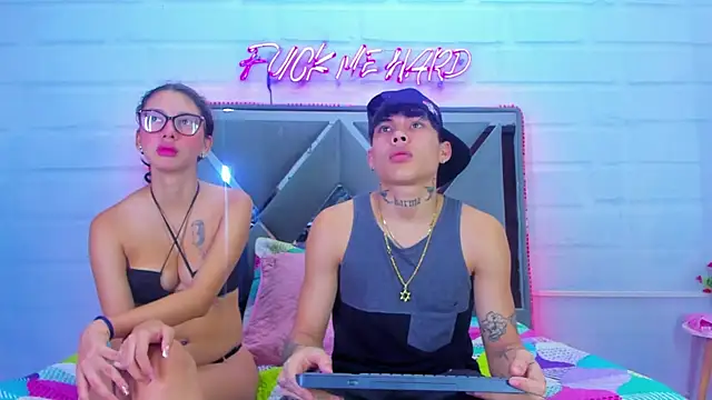 LoveBoundDuo online show from November 19, 2025, 12:49 pm