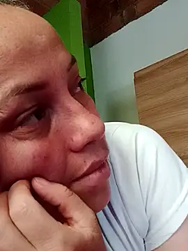 Snapshot of Rouse_hot_ chatting on February 25, 2026, 8:52 pm Rouse hot online show from February 25, 2026, 8:52 pm