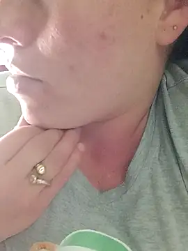 Snapshot of Rouse_hot_ chatting on January 15, 2026, 8:01 pm Rouse hot online show from January 15, 2026, 8:01 pm