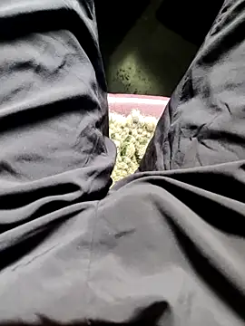 Fun with me05 online show from November 18, 2025, 2:49 am