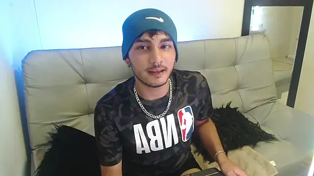 Brunicci online show from November 14, 2025, 7:12 am