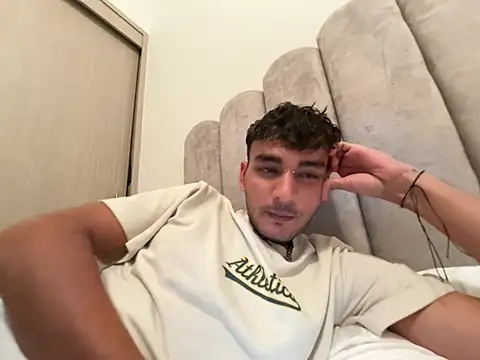 Brunicci online show from March 4, 2026, 8:11 am