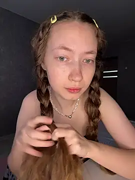 Holy Poly online show from April 10, 2026, 5:25 am