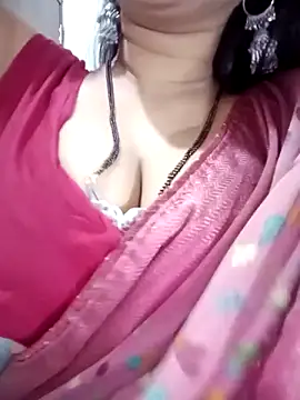 Snapshot of Aradhna_08 chatting on December 23, 2025, 6:02 am Aradhna 08 online show from December 23, 2025, 6:02 am