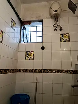 frolicme456 online show from January 14, 2026, 10:52 am