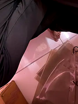 Snapshot of Your_imran chatting on November 16, 2025, 6:40 am Your imran online show from November 16, 2025, 6:40 am