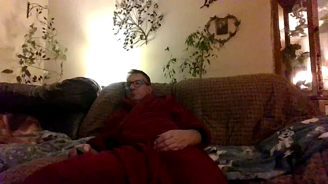 Snapshot of longsmooth4u chatting on April 4, 2026, 6:31 am longsmooth4u online show from April 4, 2026, 6:31 am
