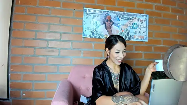 Snapshot of badwolf818 chatting on February 18, 2026, 2:02 pm badwolf818 online show from February 18, 2026, 2:02 pm