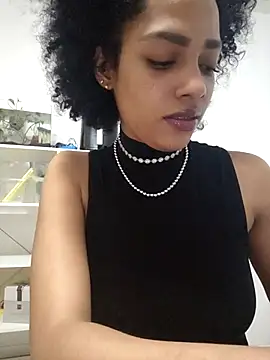 chanell95 online show from April 17, 2026, 7:49 pm