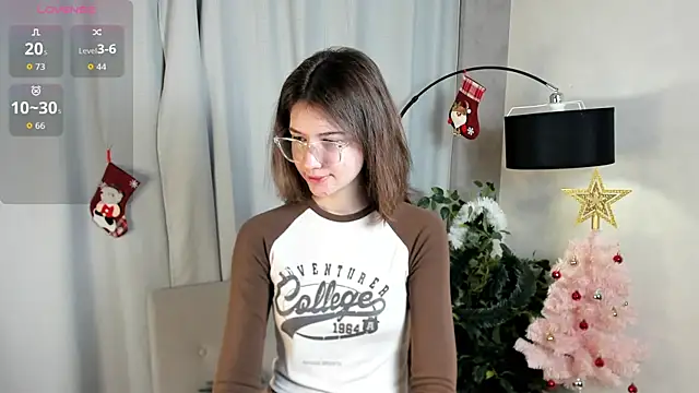 Snapshot of MarilynMun chatting on January 6, 2026, 2:04 am MarilynMun online show from January 6, 2026, 2:04 am