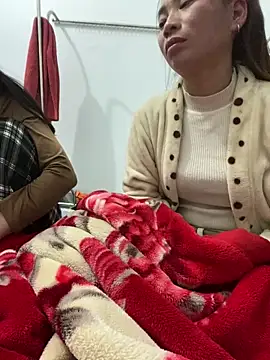 Snapshot of pitty_mymi chatting on November 28, 2025, 12:44 am pitty mymi online show from November 28, 2025, 12:44 am