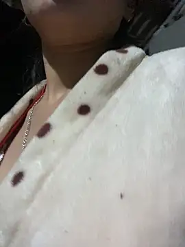 Snapshot of pitty_mymi chatting on November 19, 2025, 2:39 pm pitty mymi online show from November 19, 2025, 2:39 pm