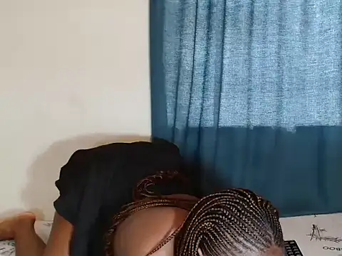 Snapshot of SexyDarkCandy chatting on November 16, 2025, 9:03 am SexyDarkCandy online show from November 16, 2025, 9:03 am