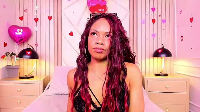 Snapshot of LailaDavidson chatting on February 19, 2026, 12:24 pm LailaDavidson online show from February 19, 2026, 12:24 pm