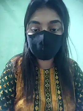 Disha Nur0 online show from March 5, 2026, 9:43 pm