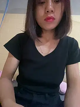 Snapshot of Trangbabylove chatting on July 11, 2026, 2:56 am Trangbabylove online show from July 11, 2026, 2:56 am