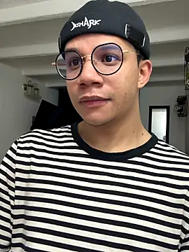 MarcoKostov online show from November 16, 2025, 3:44 am