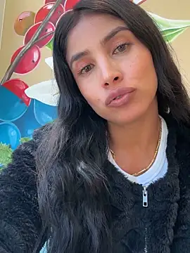 Snapshot of sofiasexhot chatting on February 23, 2026, 5:13 pm sofiasexhot online show from February 23, 2026, 5:13 pm