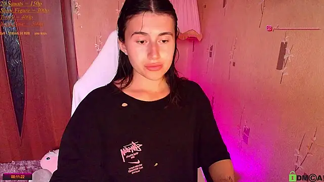 KristinaScott online show from June 3, 2026, 6:34 pm