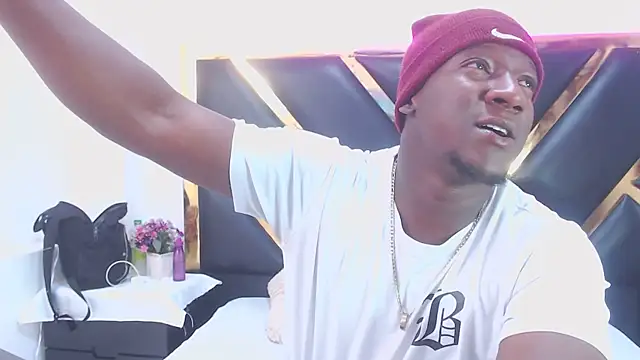 Snapshot of kingAlexander22 chatting on November 23, 2025, 11:42 am kingAlexander22 online show from November 23, 2025, 11:42 am