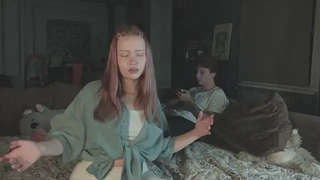 Frend Zone online show from November 14, 2025, 11:19 pm