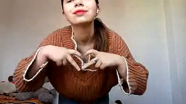 Taisialve online show from December 1, 2025, 6:25 am