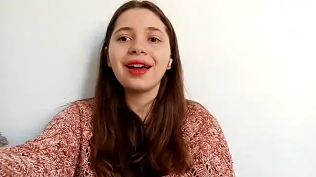 Taisialve online show from November 23, 2025, 4:33 am