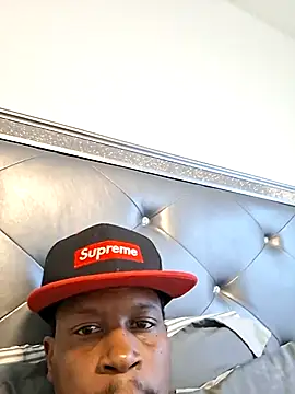 Snapshot of yourboy501withthebig1 chatting on July 29, 2026, 10:31 pm yourboy501withthebig1 online show from July 29, 2026, 10:31 pm