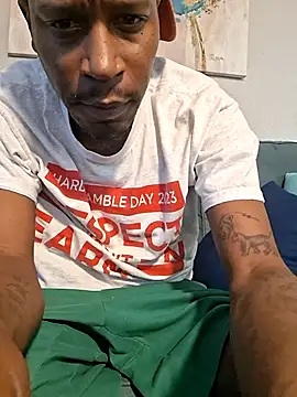 Snapshot of yourboy501withthebig1 chatting on July 26, 2026, 3:52 pm yourboy501withthebig1 online show from July 26, 2026, 3:52 pm