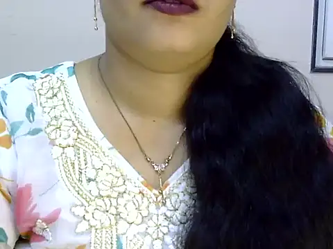 Snapshot of Muskan_Jha chatting on June 23, 2026, 1:36 am Muskan Jha online show from June 23, 2026, 1:36 am
