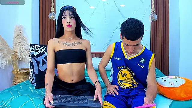 Loversinfire2 online show from November 16, 2025, 8:13 pm