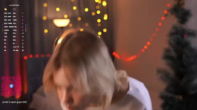 PhillisEsplin online show from December 20, 2025, 7:06 pm