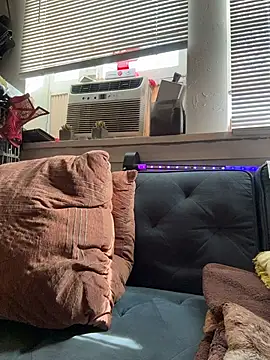 Snapshot of Motherbigbus chatting on December 21, 2025, 7:26 pm Motherbigbus online show from December 21, 2025, 7:26 pm