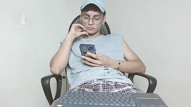 andrew dann online show from November 20, 2025, 6:25 am