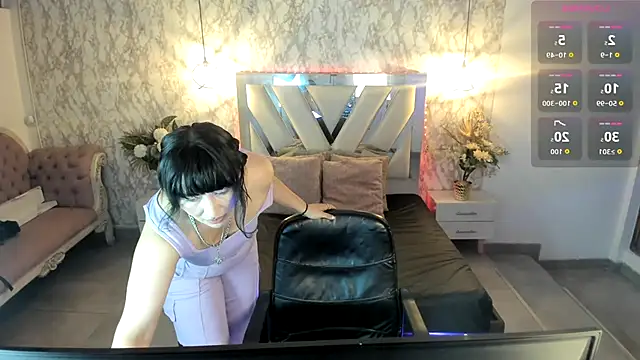 LILITH LIBELULA online show from November 22, 2025, 7:35 pm