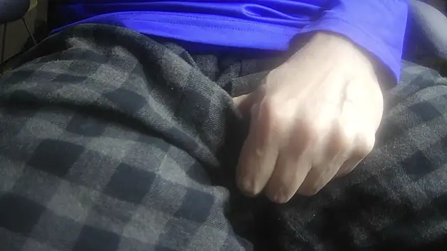 CaptThickEdgerton online show from January 12, 2026, 10:47 pm