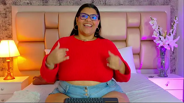 SelennaCooper online show from January 16, 2026, 11:58 am